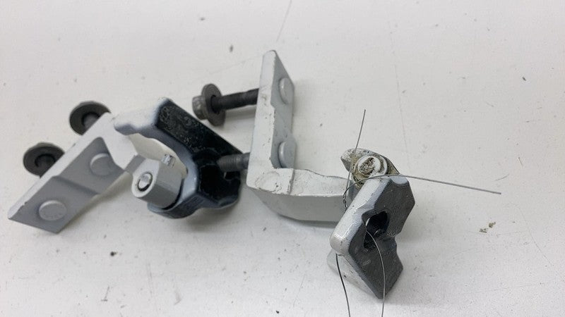 ⭕ 2022 Mercedes-Benz EQS 450+ Front Passenger Side Door Hinge Right RH Assembly