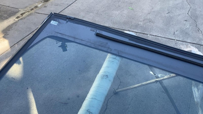 PT00002107 L ⭕ 2022-2024 Rivian R1T R1S Front Windshield Glass w/o Camera Module PT00002107-L