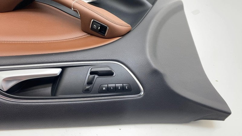 ⭕ 14-17 Mercedes-Benz B-Class Front Passenger Door Panel Trim Cover Brown Right