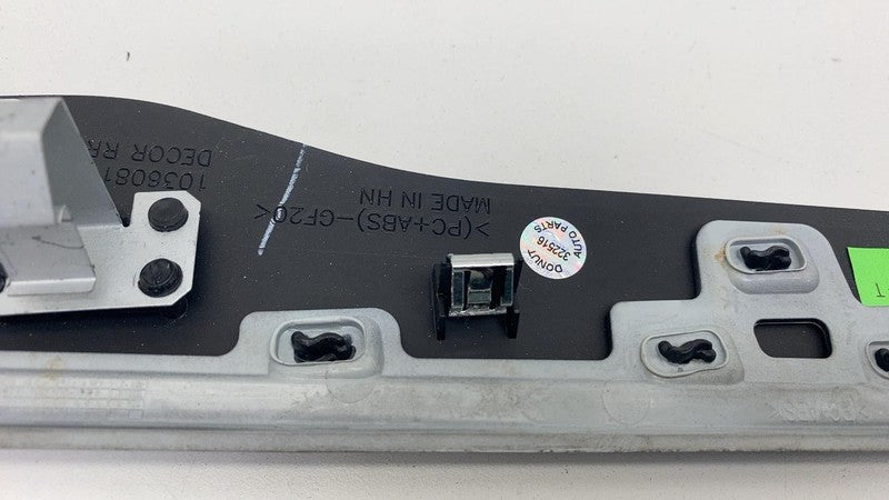 1036081-19-B ⭕16-20 Model X Front & Rear Left/Right Door Trim Decor 11035826-19-B/1036081-19-