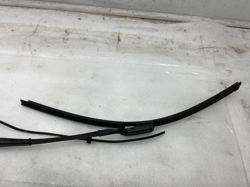 107672800C ⭕ 2017-2022 Tesla Model 3 Front Windshield Wiper Arm & Blade Left 1076728-00-C