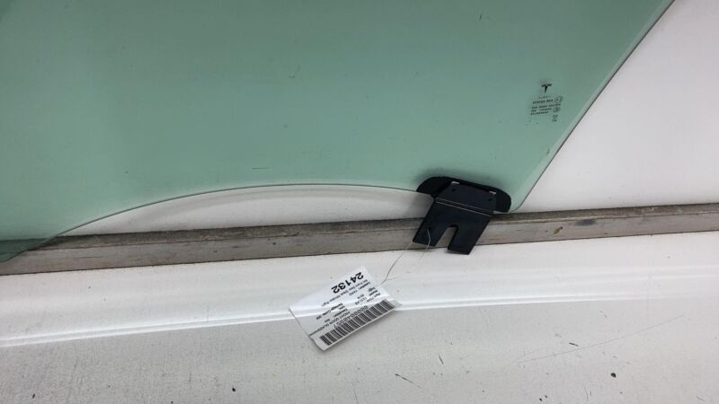 E6 43R-001074 2016-2020 Tesla Model S Front Passenger Side Door Window Glass Right 43R-001074