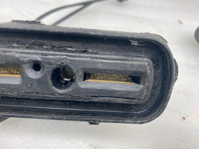 2012-2015 Tesla Model S MS High Voltage Rapidmate HVBAT Inlet Plug Connector OEM
