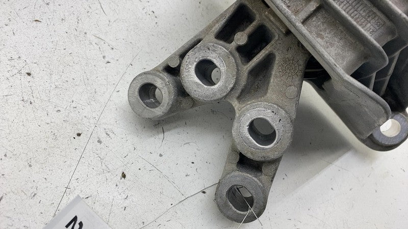 68224746 ⭕ 17-24 Chrysler Pacifica Engine Right Frame Mount Support Bracket RH 68224746AD