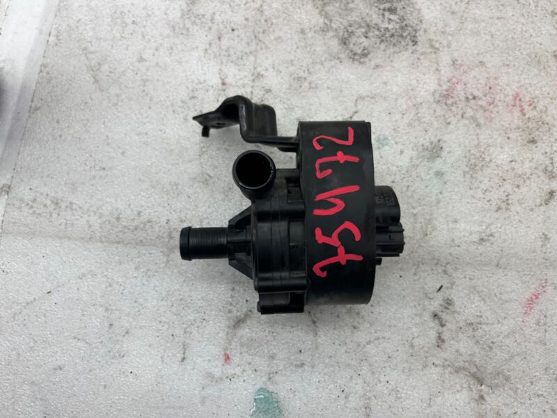 105723500F 2016-2020 Tesla Model S MS Electric Auxiliary Coolant Water Pump w/ Bracket Assy