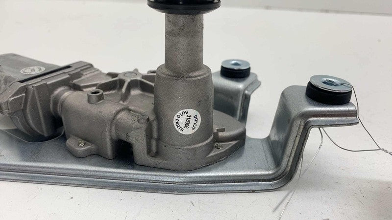 68233454AA ⭕ 17-25 Chrysler Pacifica Rear Tailgate Liftgate Glass Wiper Motor 68233454AA