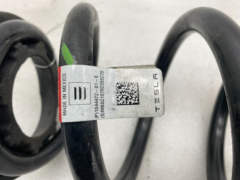104447201E ⭕ 17-23 Tesla Model 3 M3 Rear Left or Right Suspension Coil Spring 1044472-01-E
