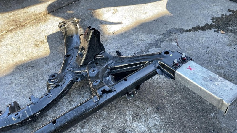 114438700B 21-24 Tesla Model 3 Front Suspension Subframe Structure Cradle Crossmember RWD