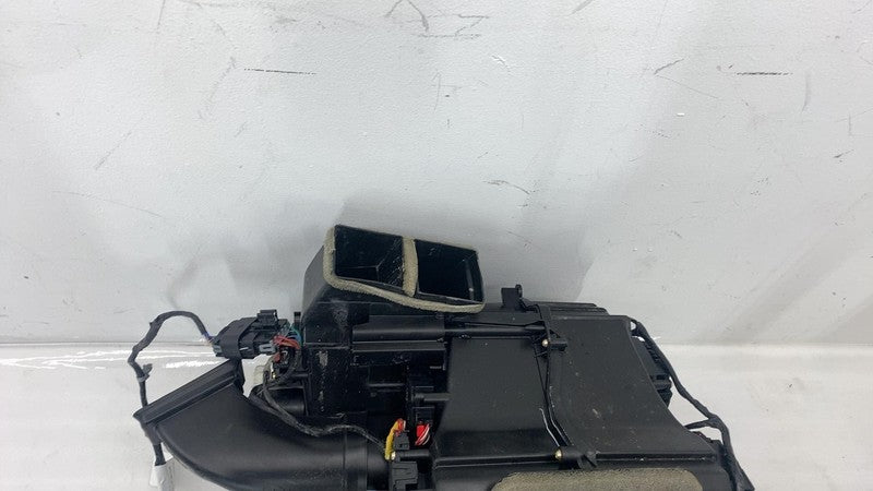 P11-M70100-03 ⭕ 22-24 Lucid Air AC Heater Ventilation Box w/ Radiator Assembly P11-M70100-03
