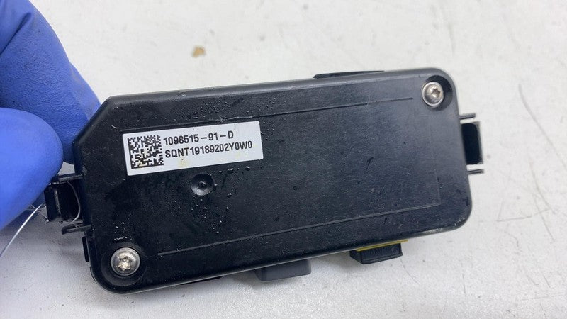 ⭕ 2017-2023 Model 3 Front Passenger Side Seat Control Module Right 110