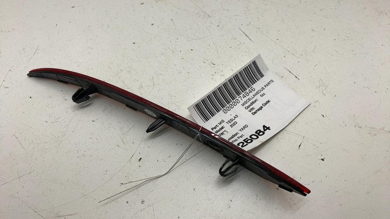 ⭕2017-2023 Model 3 Rear Passenger Side Bumper Light Reflector Lamp 107