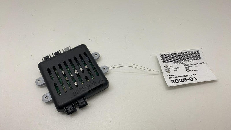 2016-2020 Tesla Model S X USB Hub with WiFi Control Module Assembly 10