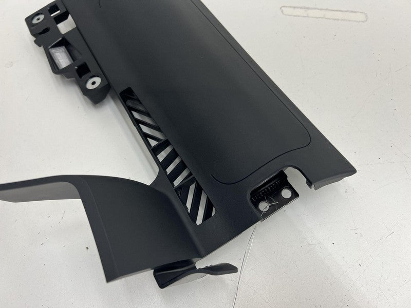 2026 Tesla Model Y Juniper Front Driver Lower Knee Safety Airbag Modul