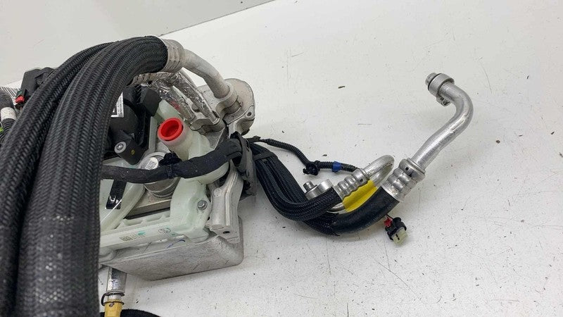 ⭕ 2020-2024 Tesla Model Y Supermanifold Refrigerant Chiller w/ Coolant