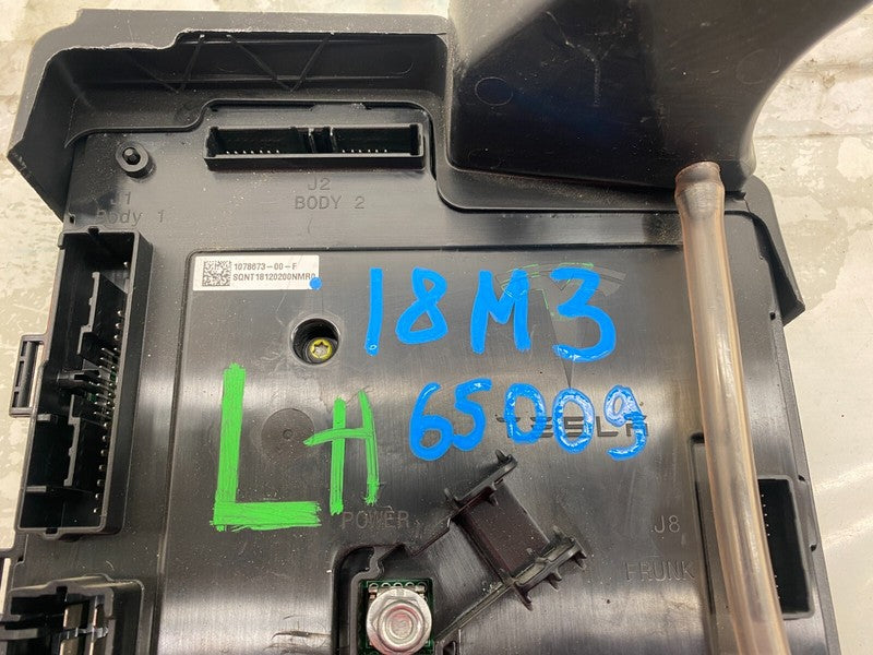 1078673-00-F ⭕17-23 Model 3 M3 Front Left ECM Low Voltage Controller Unit Module 1078673-00-F