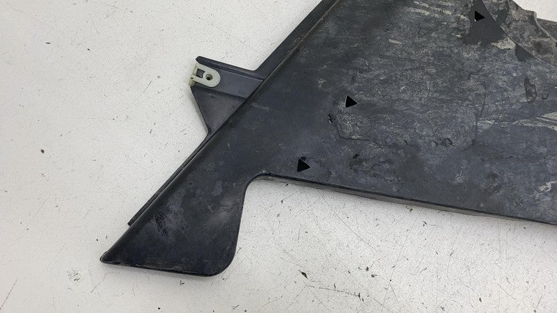 7351449 2018-2020 BMW 530e G30 Driver Side Under Body Shield Panel Liner Left LH 7351449