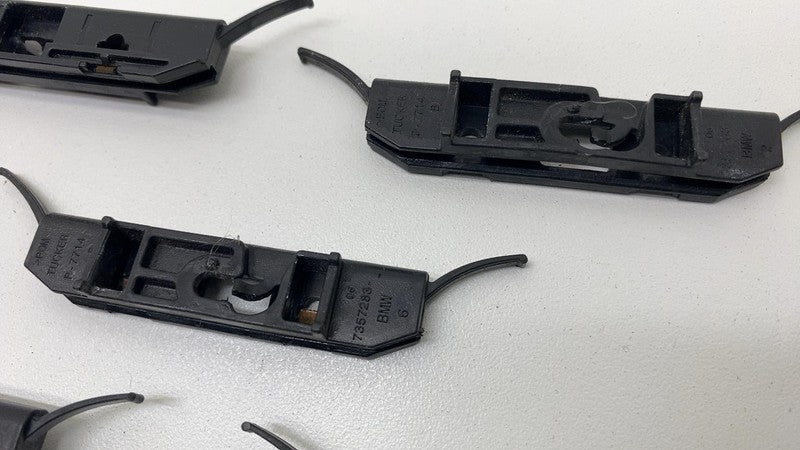 ⭕ 2021 2022 2023 BMW 530e G30 Roof Bar Mounting Clip Molding Fastener