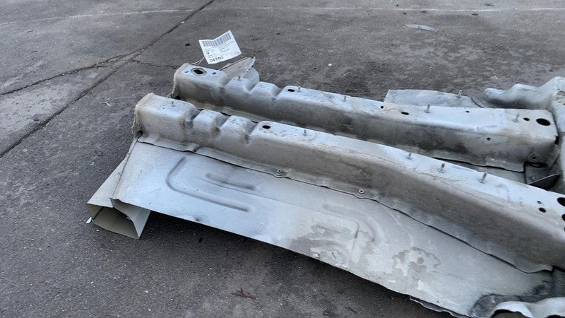 2013 2014 2015 2016 2017 2018 Ford C-Max Floor Support Cutout