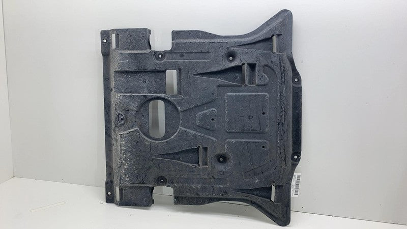 A1665200723 2016-2019 Mercedes-Benz GLE350 Center Under Body Floor Splash Guard Shield OEM