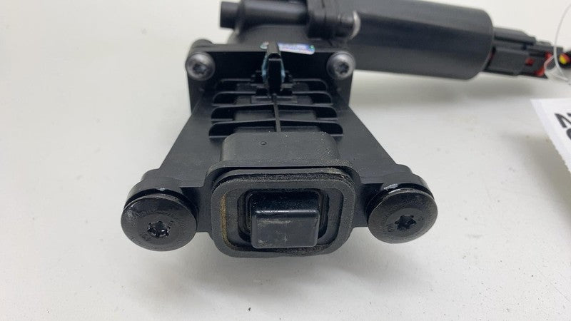 188222300F ⭕ 24-25 Cybertruck Front Left Door Actuator Motor & Wiring Harness 1882223-00-F