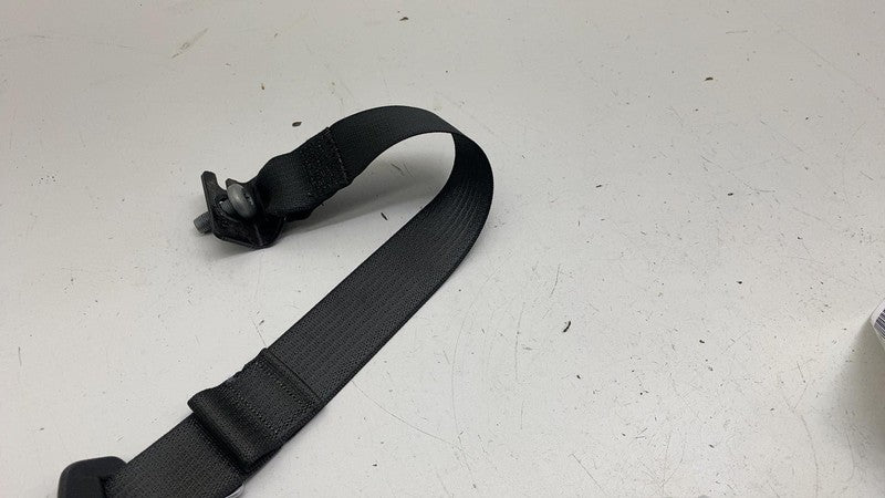 85062981 ⭕ 2025 Chevrolet Silverado 1500 Rear Right 2nd Row Seat Belt Retractor 85062981
