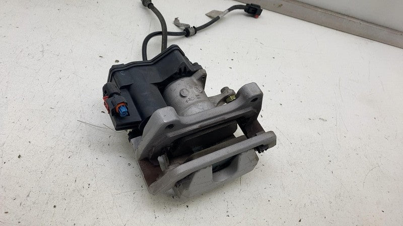 1044782-00-A ⭕ 2017-2023 Tesla Model 3 Rear Caliper w/ Brake Line Hose Right AWD 1044782-00-A