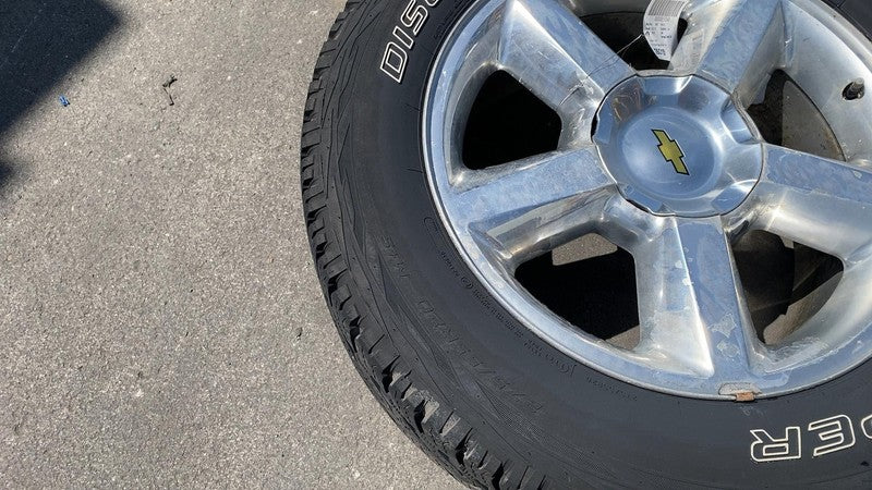 9596954 ⭕ 14-19 Chevrolet Silverado 1500 Pair of 20x9 Wheel Rim 5 Spoke w/ Tire 9596954