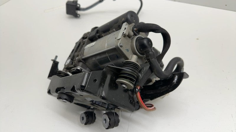 4M0 616 005 H ⭕ 2024 Porsche Cayenne Coupe Air Ride Suspension Compressor Pump OEM 4M0616005H