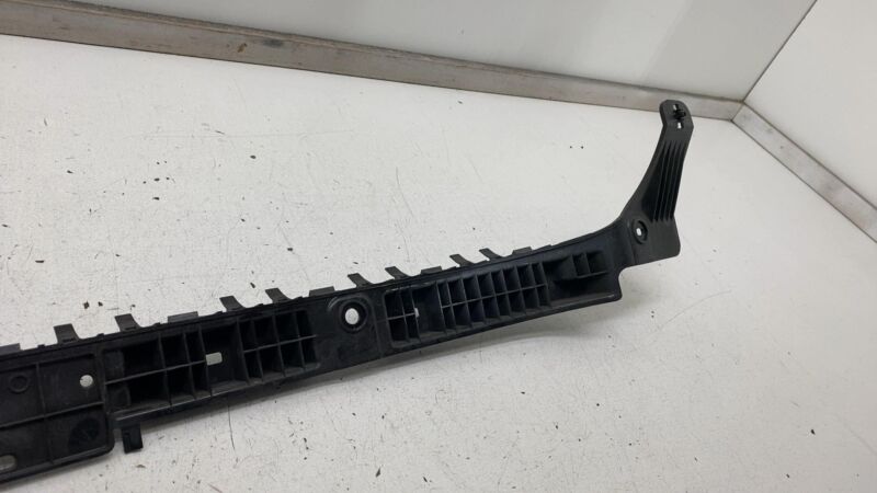 108399400G 2017-2023 Tesla Model 3 M3 Rear Bumper Center Support Mount Bracket Assembly OEM