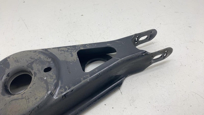 68218021AA ⭕ 17-24 Chrysler Pacifica Rear Left Suspension Lower Control Arm Link 68218021AA