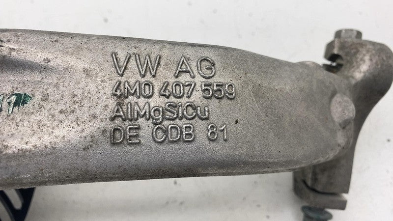 4M0 407 559 ⭕ 19-23 Audi E-Tron Quattro Front Left Side Spindle Knuckle Wheel Hub 4M0407559