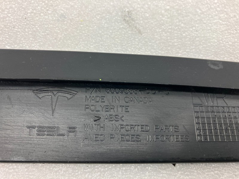 600938800C 12-15 Model S Front Left & Right Bumper Fog Lamp Upper Trim Molding 6009388-00-C