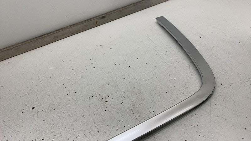 2022 2023 2024 Rivian R1S Rear Passenger Right Upper Roof Molding Trim