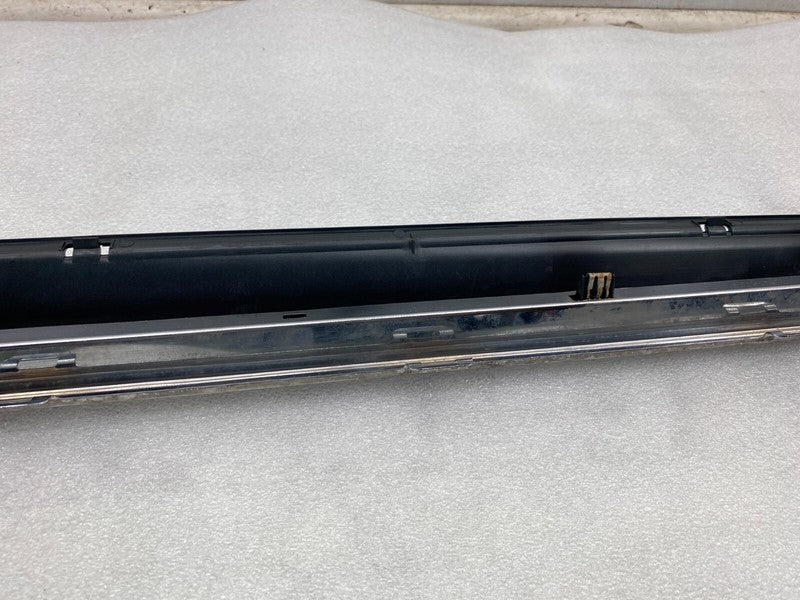 101221500C ⭕ 12-25 Model S Driver Side Rocker Panel Scuff Plate Molding Left 1012215-00-C