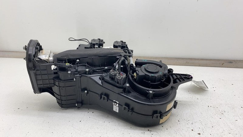 PT00014242 2022 2023 2024 Rivian R1S Rear HVAC Climate Heater Box Housing w/ Blower Motor