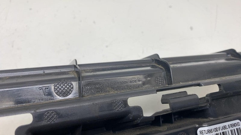 ⭕ 2024 2025 Tesla Cybertruck Rear Right Bumper Bodyside Bracket RH 180