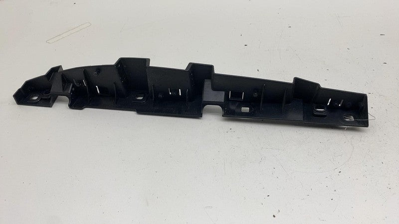 7299184 ⭕ 14-21 BMW i3 Front Passenger Side Fender Retaining Bracket Right 51657299184