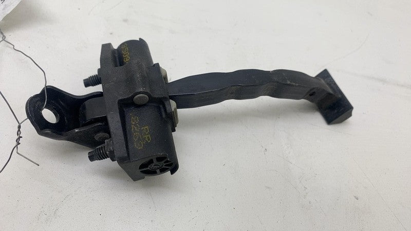 9509-B ⭕ 2017-2023 Tesla Model 3 M3 Rear Left or Right Door Brake Check Stopper LH=RH