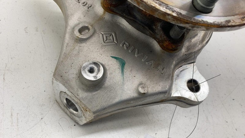 PT01271576-C ⭕ 2025 Rivian R1S Front Driver Side Spindle Knuckle & Hub Left LH PT01271576-C