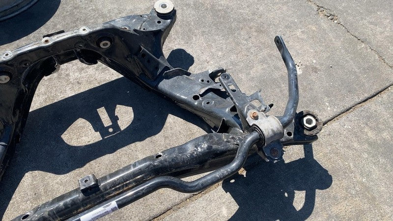 118848500A ⭕ 2017-2025 Tesla Model 3 M3 Rear Subframe Cradle Crossmember w/ Stabilizer Bar