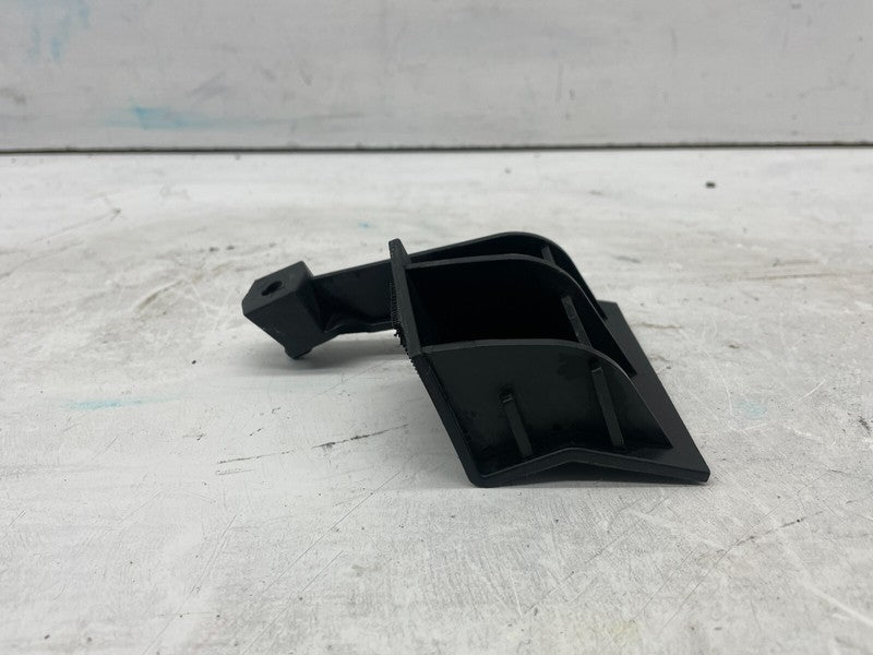 155537600B ⭕ 20-24 Model Y Driver Side Rocker Panel Bracket Clip Support Left 1555376-00-B
