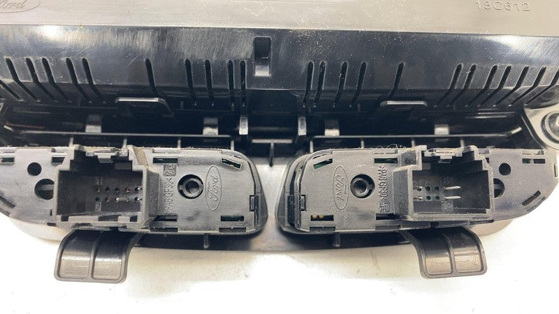 HM5T 18C612 AB 2017 2018 Ford C-Max AC Heat Temperature Control Unit Assembly HM5T-18C612-AB
