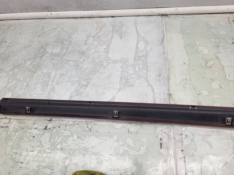1012217 00 F ⭕12-23 Tesla Model S Passenger Side Skirt Molding Scuff Plate Right 1012217-00-F