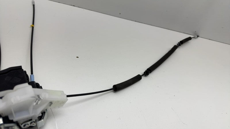 ⭕ 2018-2019 Toyota C-HR Front Passenger Side Door Lock Latch Actuator