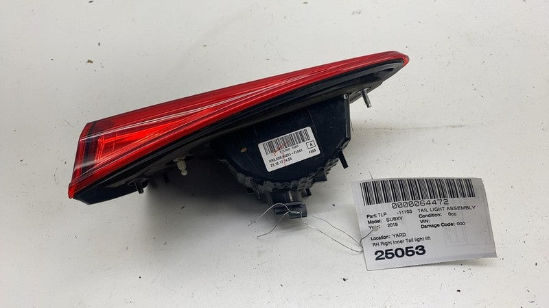 ⭕2018 2019 Subaru XV Crosstrek Rear Passenger Side Liftgate Taillight