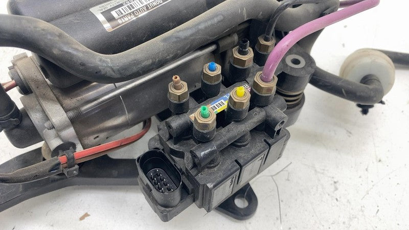 ⭕16-20 Model S Air Suspension Compressor Pipe Line Intake Valve Block