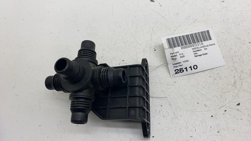 PT00446525D ⭕ 2025 Rivian R1S HVAC Heater Coolant Control Valve w/ Bracket OEM PT00446525-D