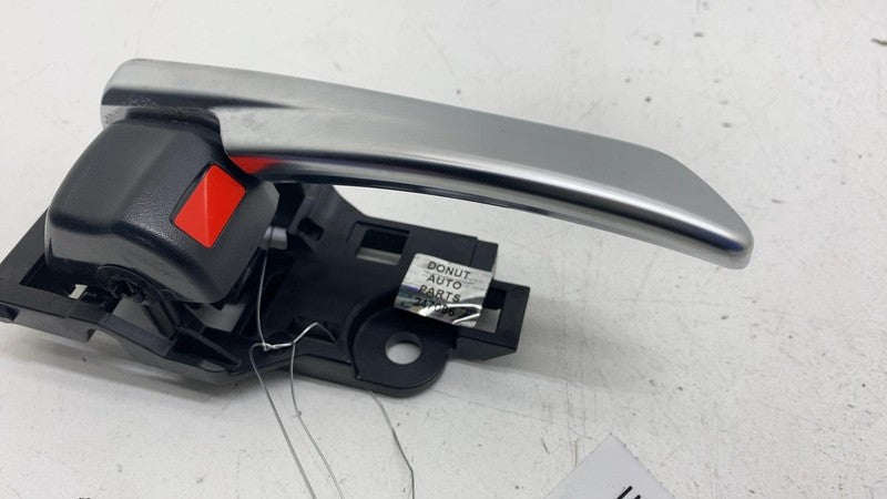 ⭕ 23-25 Toyota Prius Front Passenger Side Interior Door Handle Right 6
