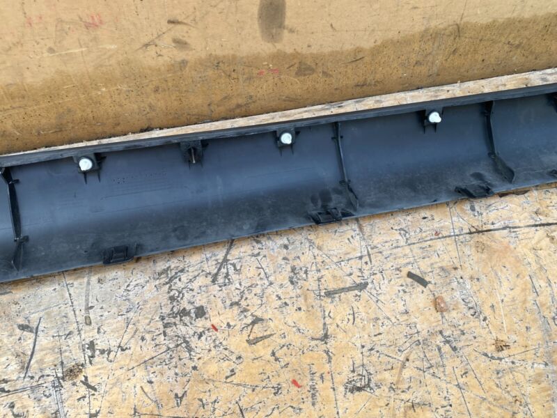 1497740 00 B ⭕ 2020-2023 Tesla Model Y Driver Skirt Rocker Cover Molding Left 1497740-00-B