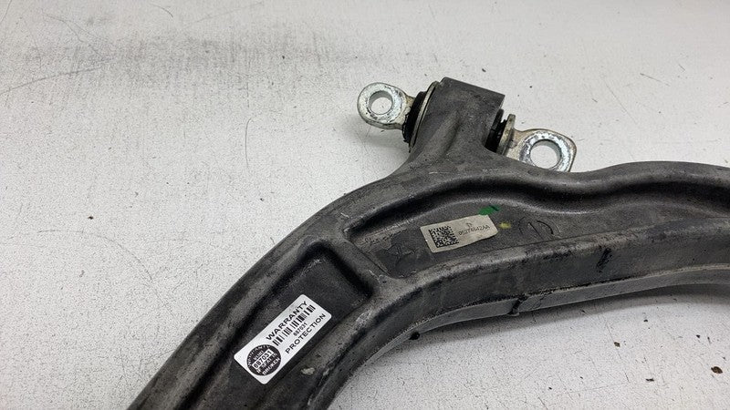 05274642AA 2017-2024 Chrysler Pacific Front Right Passenger Side Lower Control Arm OEM